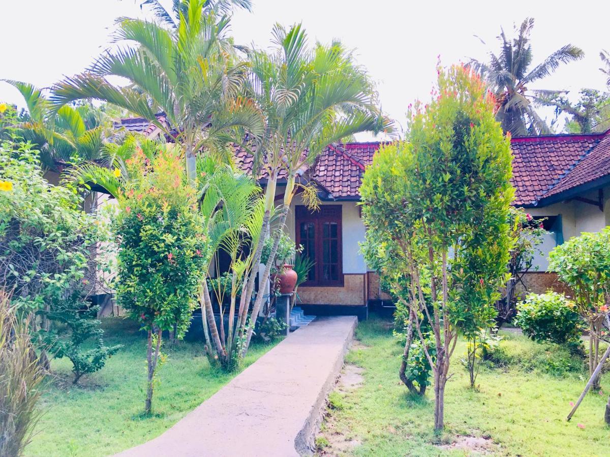 Pelangi Cottages Gili Air Exterior photo